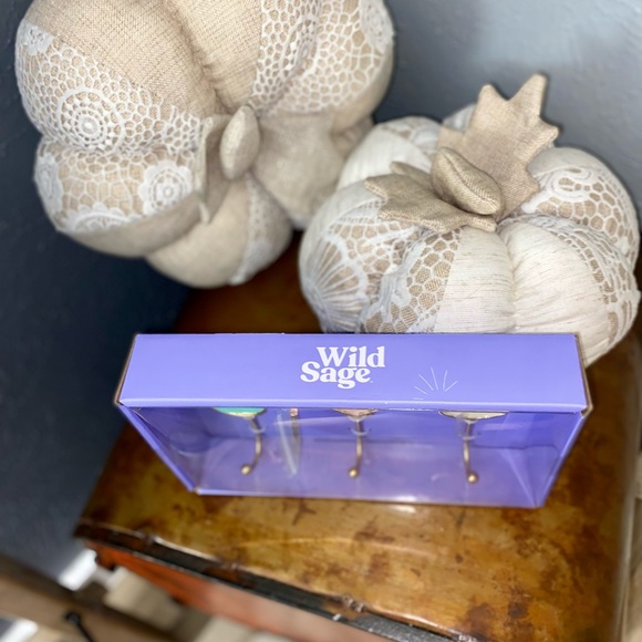 WILD SAGE 3 PIECE GEMSTONE DECORATIVE HOOKS - Picture 2 of 8